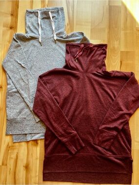 Old Navy Women’s Cowl Neck Pullover Sweaters - Heather Gray & Burgundy